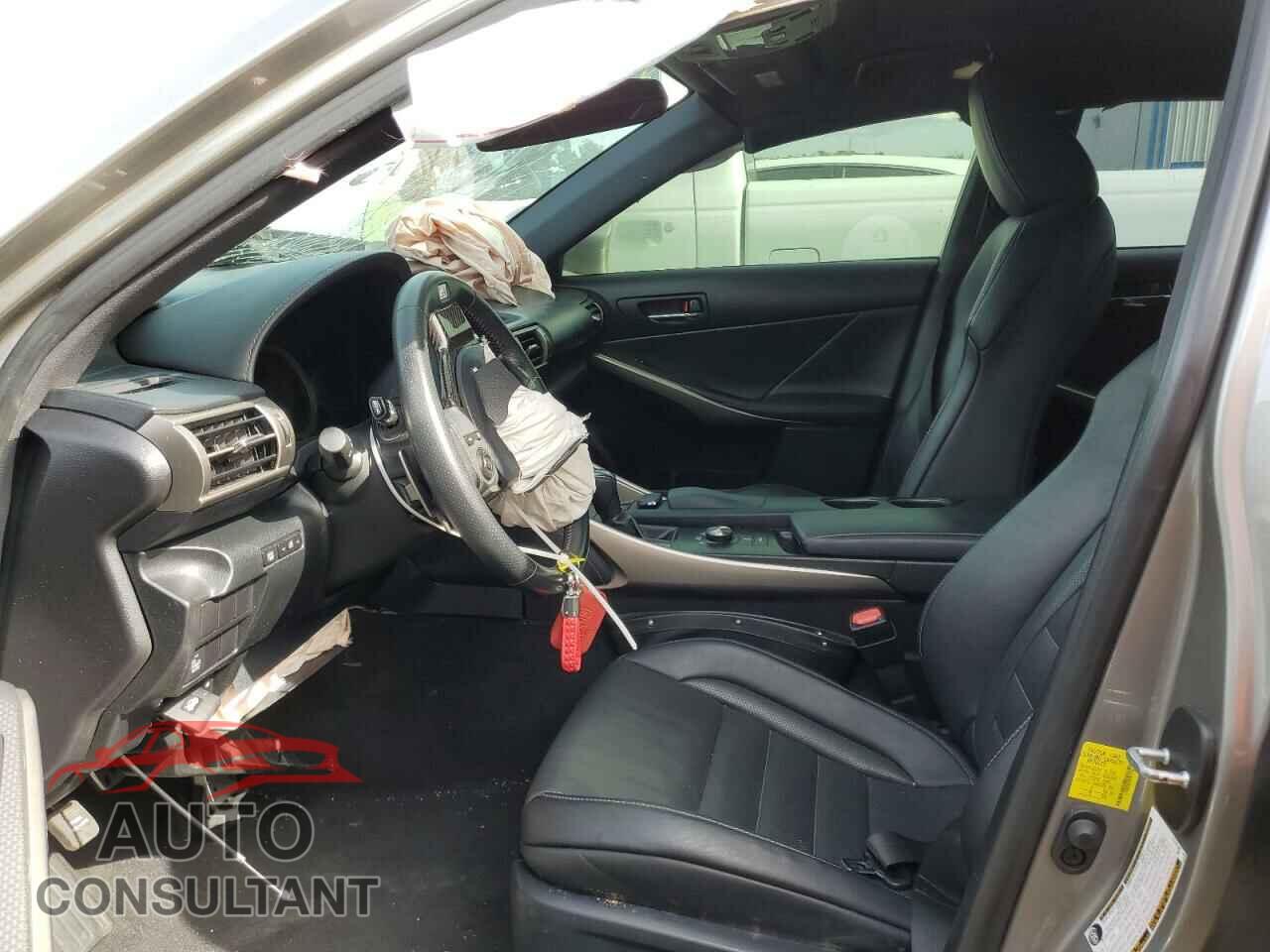 LEXUS IS 2015 - JTHBE1D2XF5017734