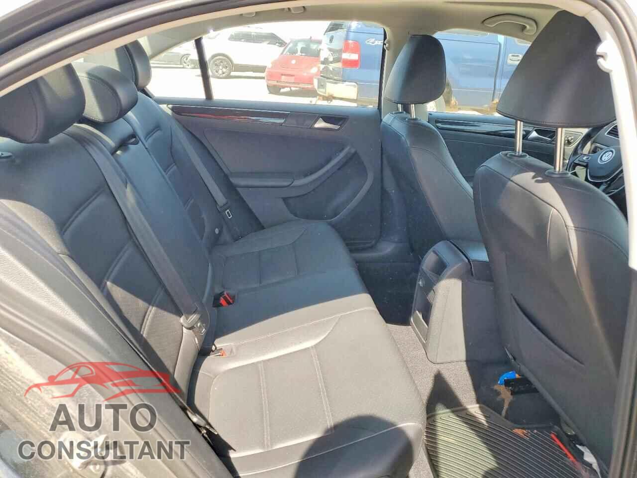 VOLKSWAGEN JETTA 2017 - 3VWL17AJ2HM251702