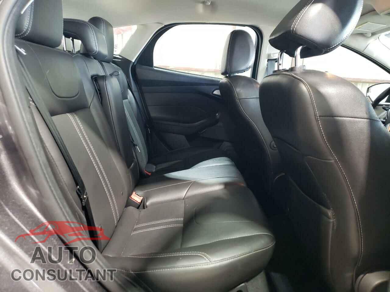 FORD FOCUS 2014 - 1FADP3K21EL264093