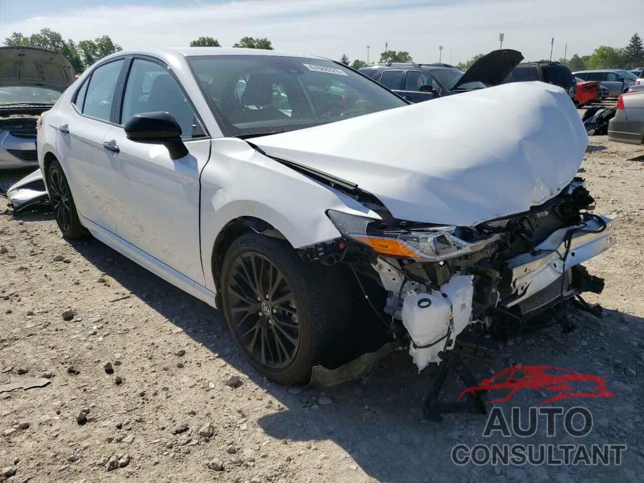 TOYOTA CAMRY 2019 - 4T1B11HK0KU243557