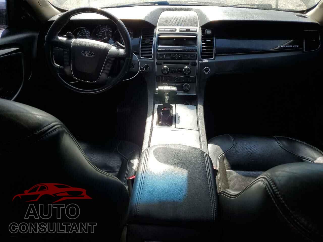 FORD TAURUS 2011 - 1FAHP2FW5BG120365