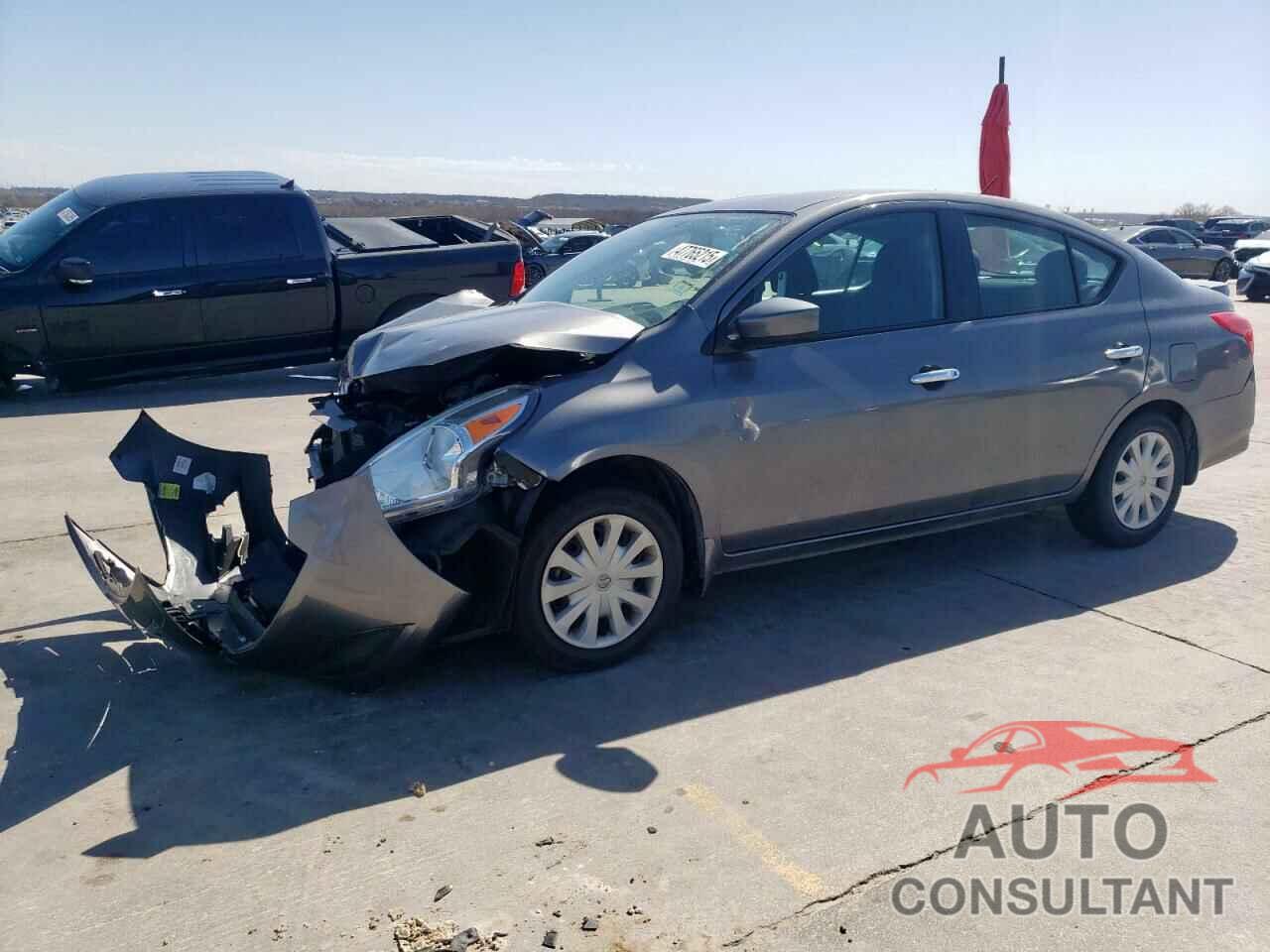 NISSAN VERSA 2017 - 3N1CN7AP2HL811450