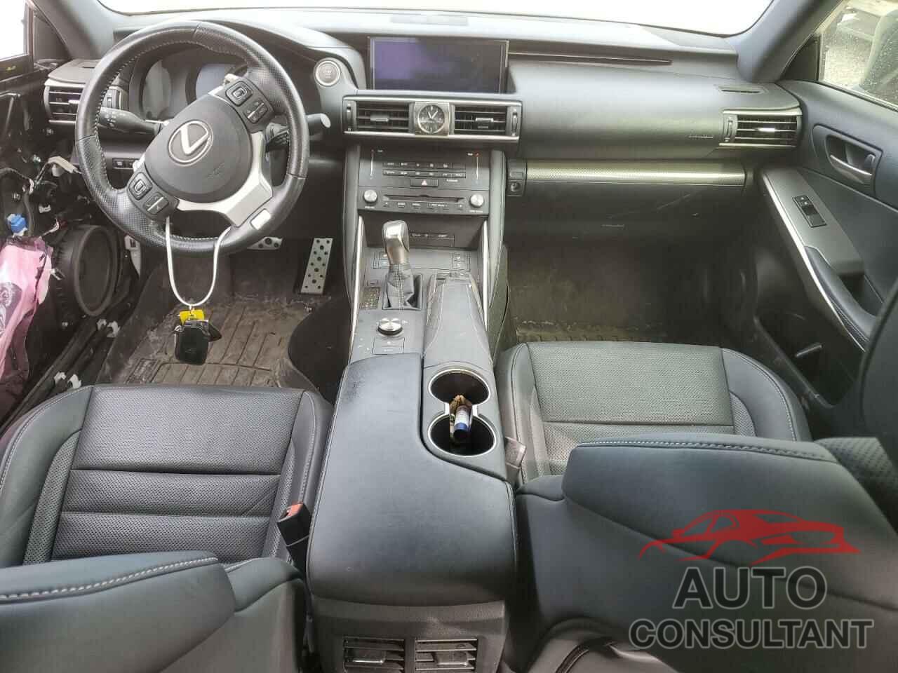 LEXUS IS 2017 - JTHCE1D28H5014015