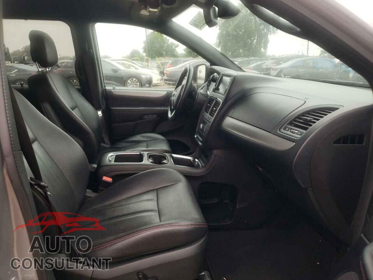 DODGE GRAND CARA 2019 - 2C4RDGEG9KR536867