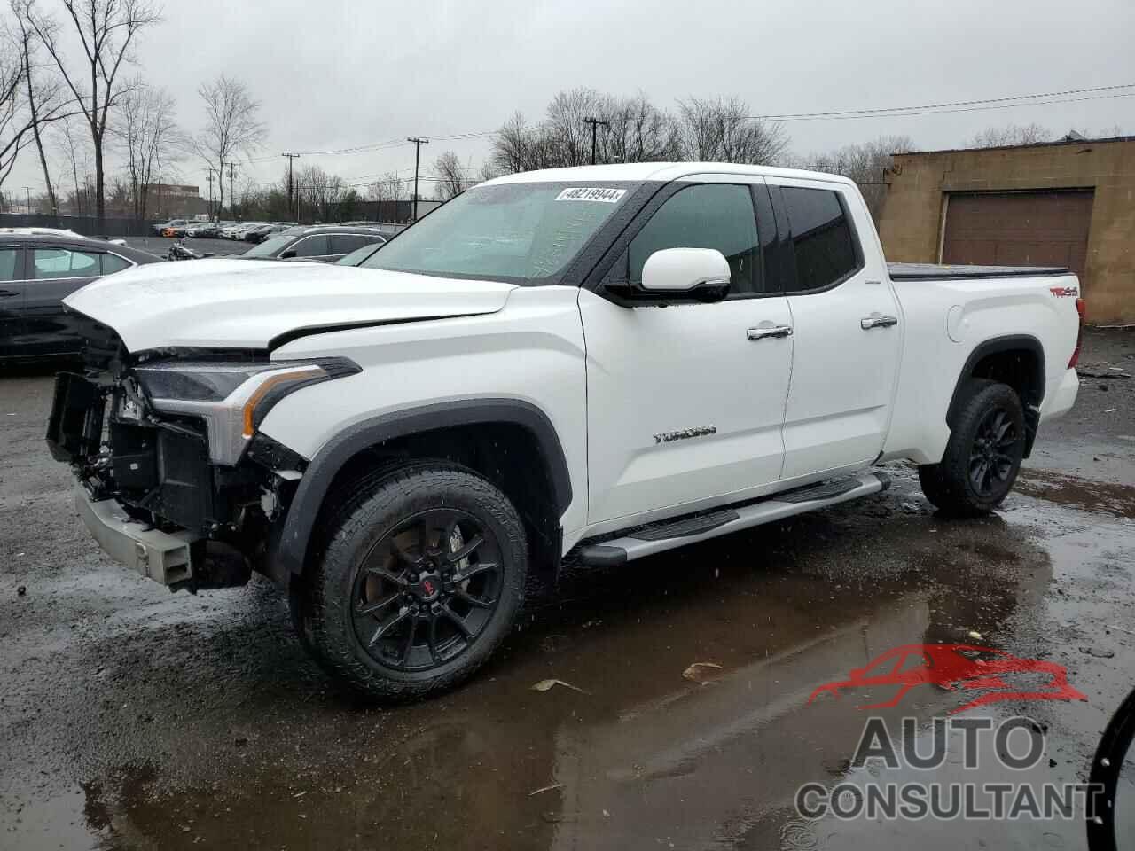 TOYOTA TUNDRA 2022 - 5TFJA5DA8NX047731