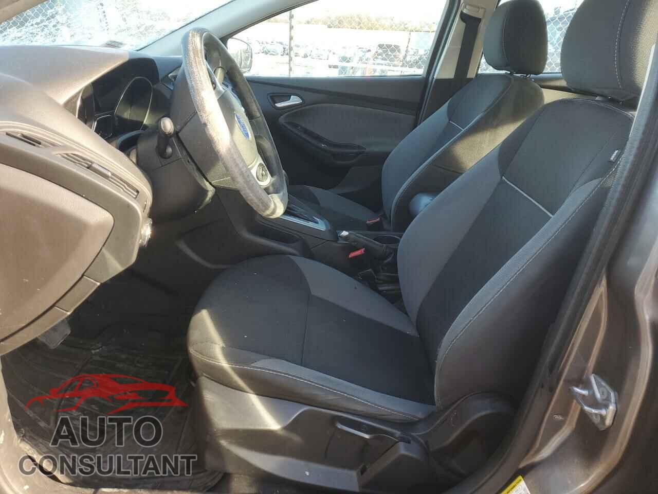 FORD FOCUS 2014 - 1FADP3K2XEL367335