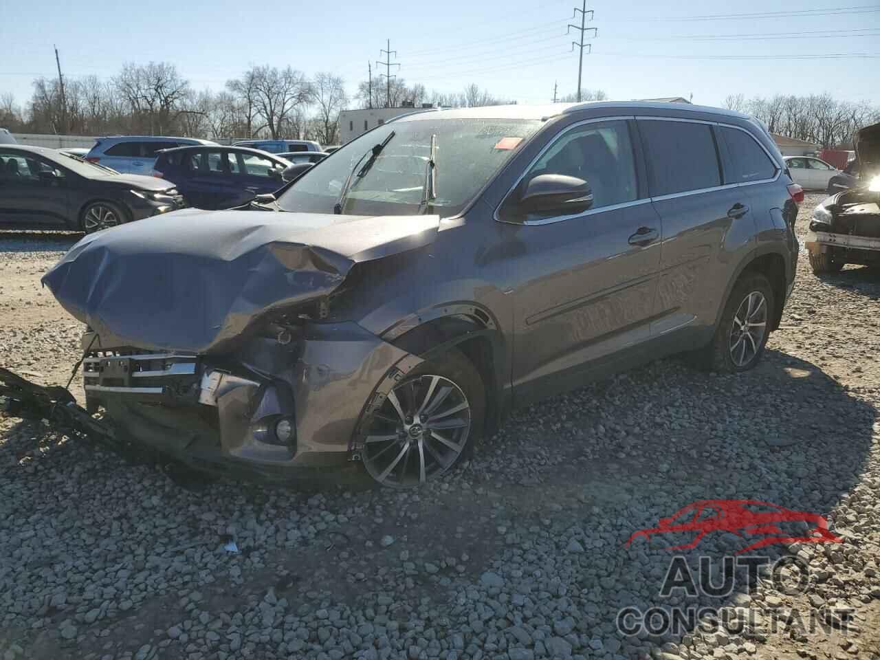 TOYOTA HIGHLANDER 2019 - 5TDJZRFHXKS593913