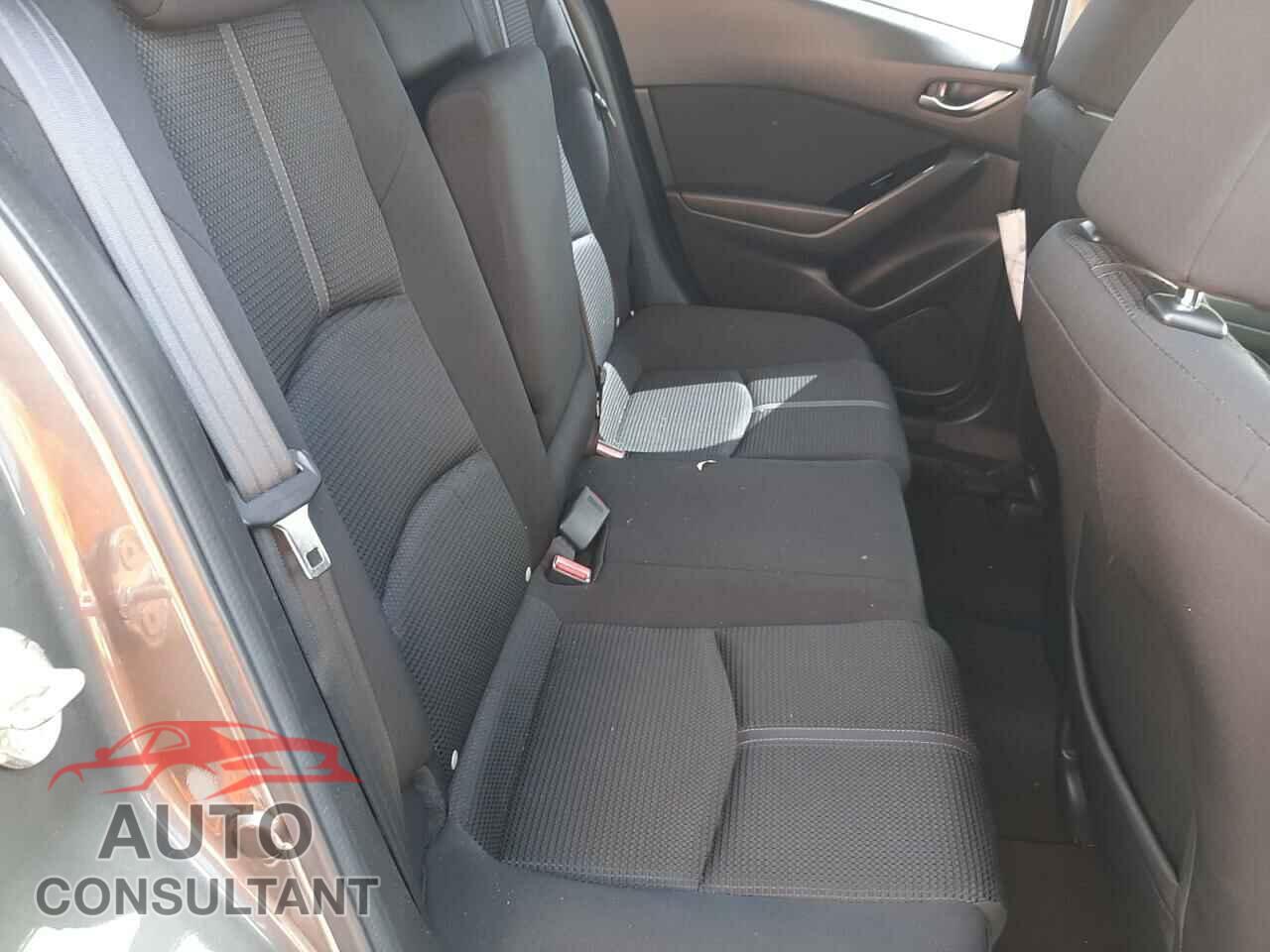 MAZDA 3 2017 - 3MZBN1U70HM113203