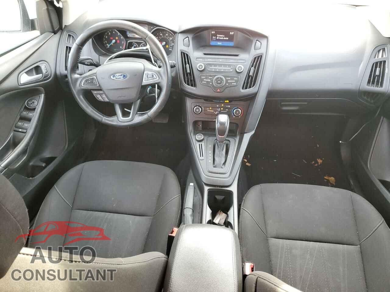 FORD FOCUS 2016 - 1FADP3K28GL224192