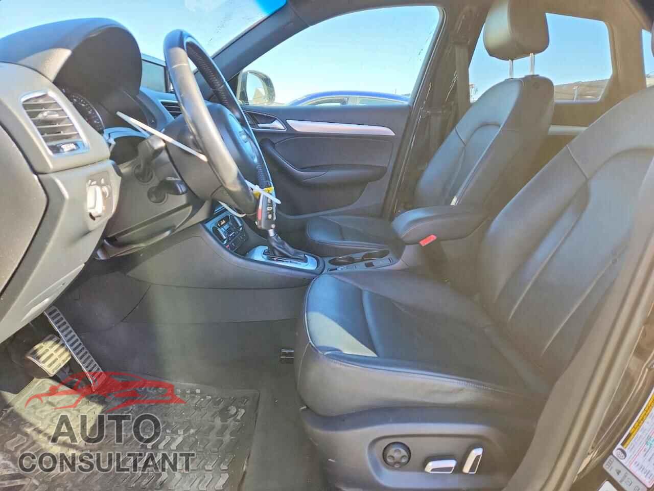 AUDI Q3 2016 - WA1BFCFS7GR013281