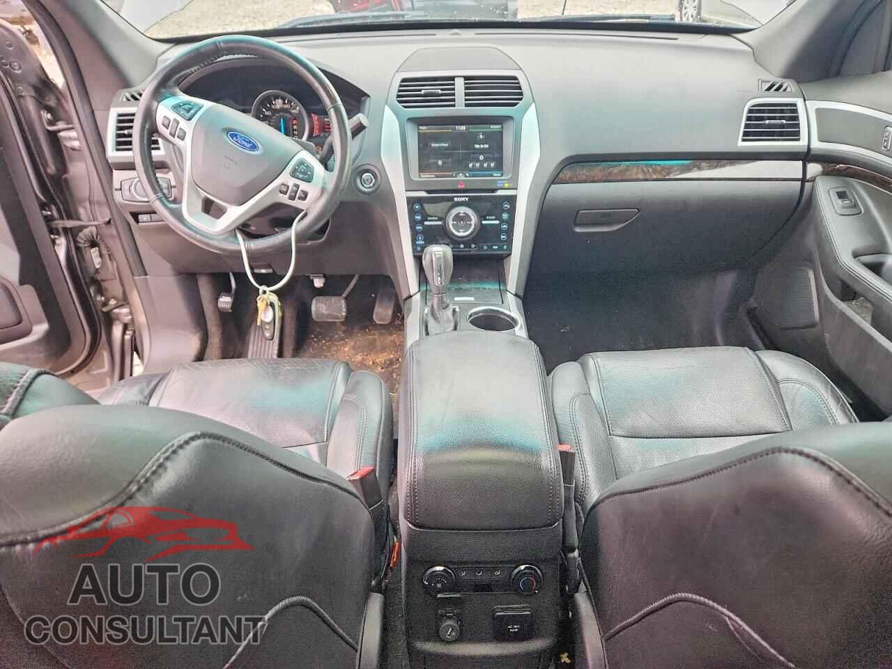 FORD EXPLORER 2011 - 1FMHK8F88BGA18034