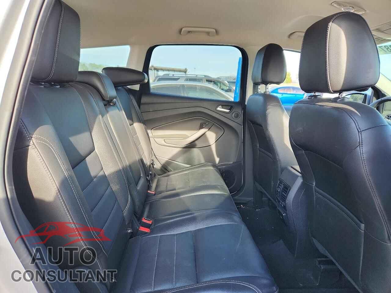 FORD ESCAPE 2014 - 1FMCU0J90EUB16275