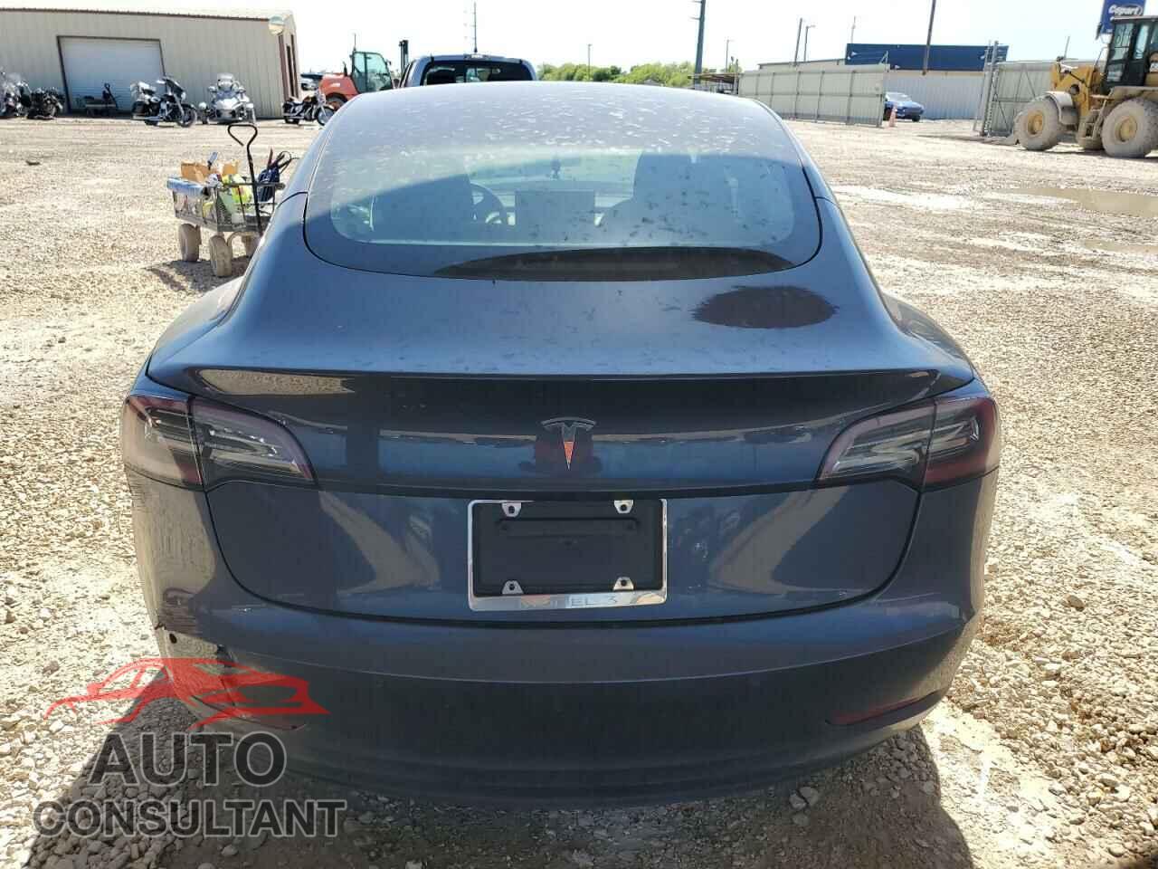 TESLA MODEL 3 2021 - 5YJ3E1EA8MF052764