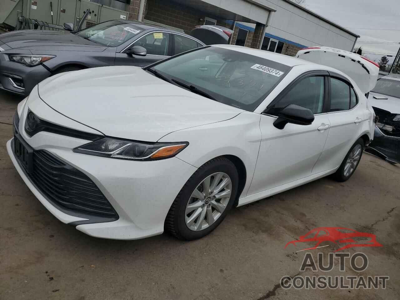 TOYOTA CAMRY 2019 - 4T1B11HK1KU680595