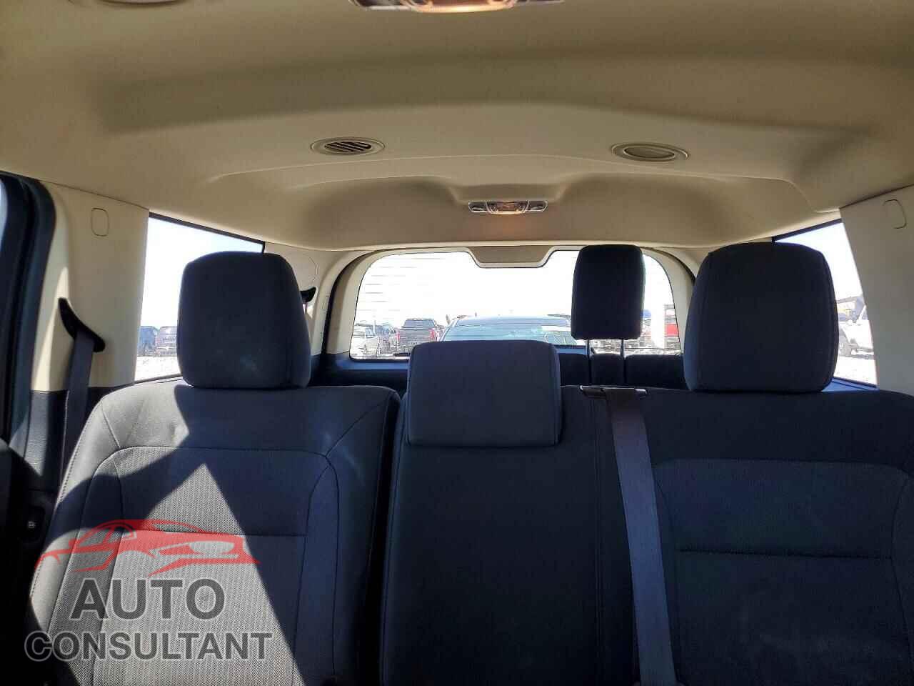 FORD FLEX 2017 - 2FMGK5B8XHBA09206