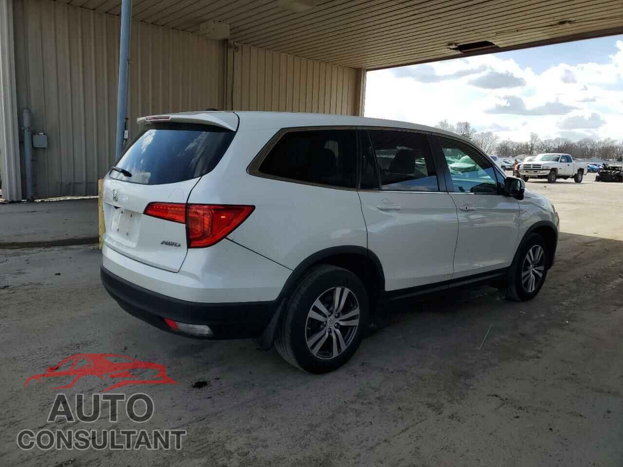 HONDA PILOT 2017 - 5FNYF6H61HB084579
