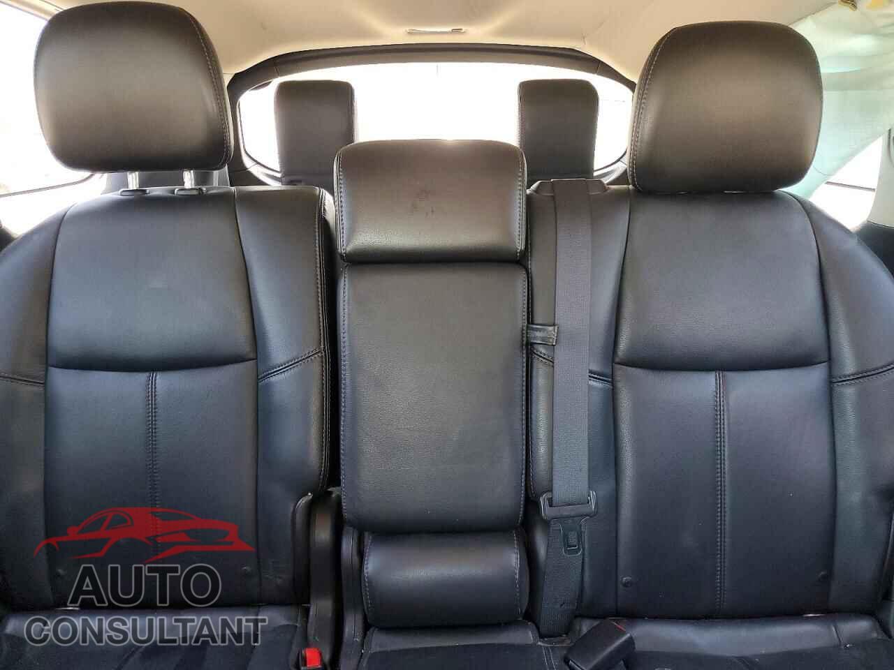 NISSAN PATHFINDER 2013 - 5N1AR2MM3DC644370