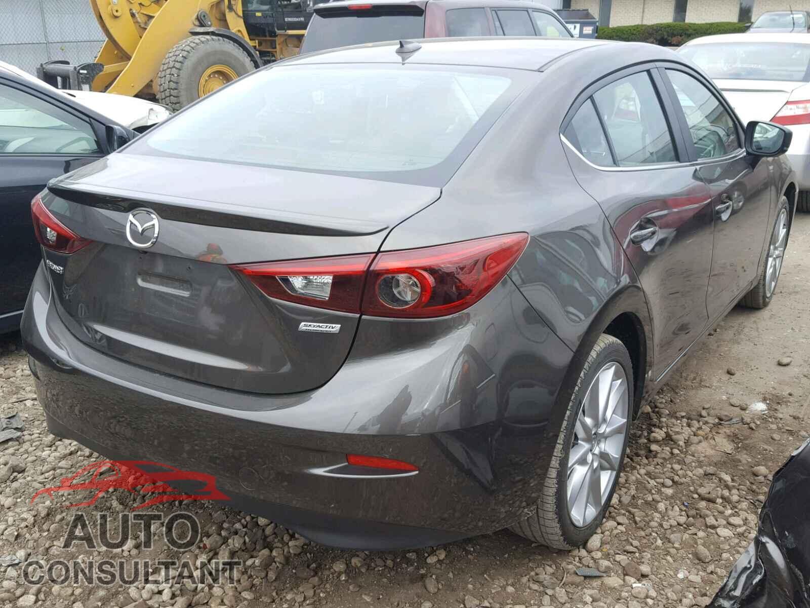 MAZDA 3 2017 - 3MZBN1W35HM136910