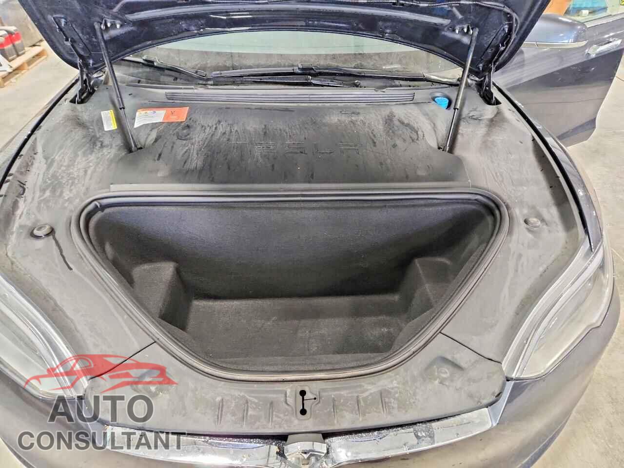 TESLA MODEL S 2017 - 5YJSA1E2XHF190635