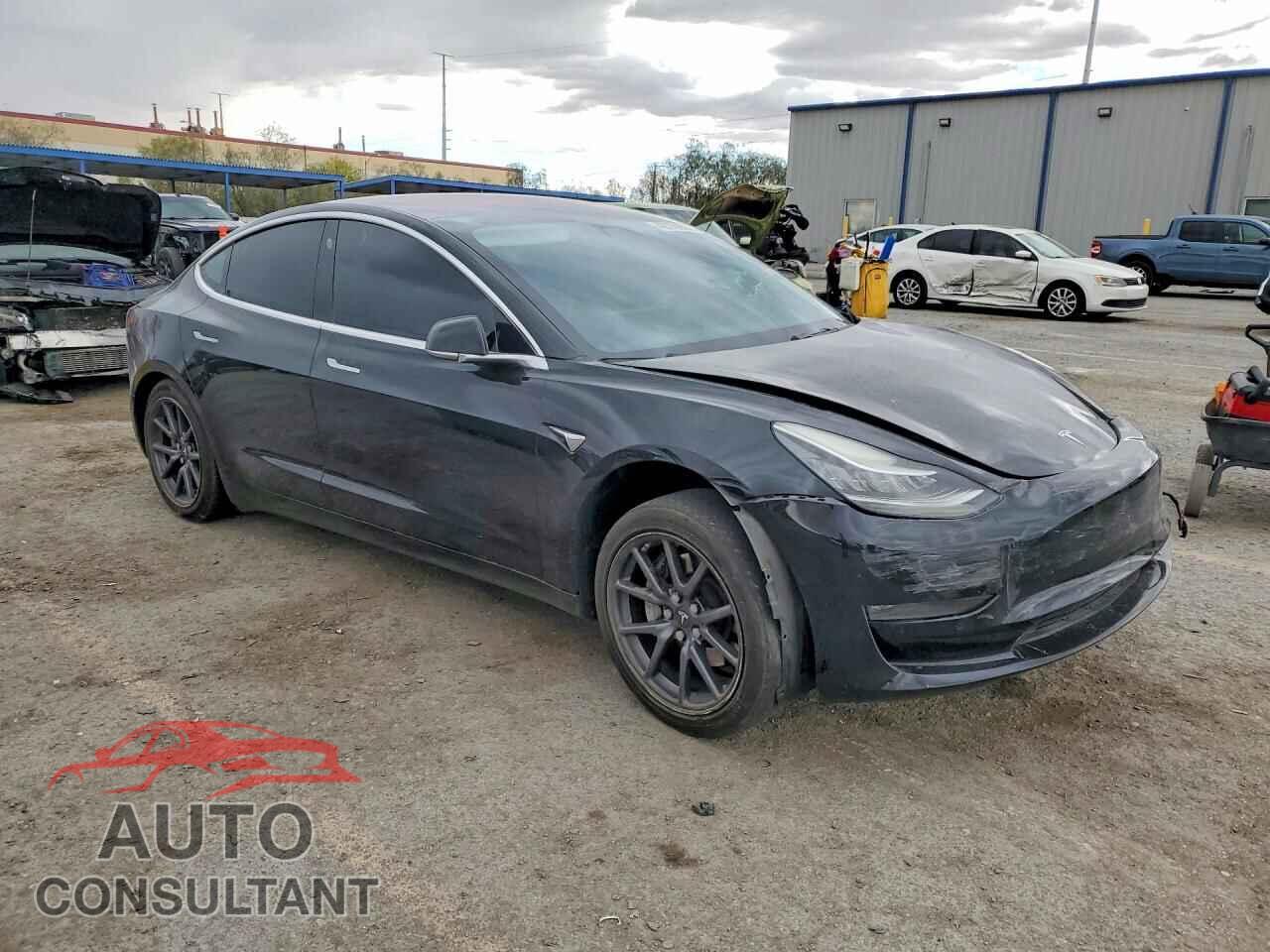 TESLA MODEL 3 2018 - 5YJ3E1EA7JF006757