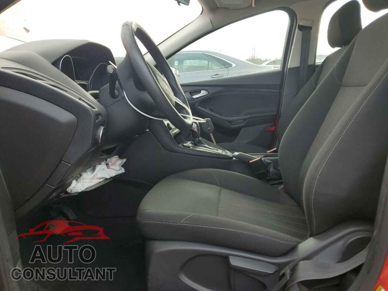 FORD FOCUS 2016 - 1FADP3K25GL234663