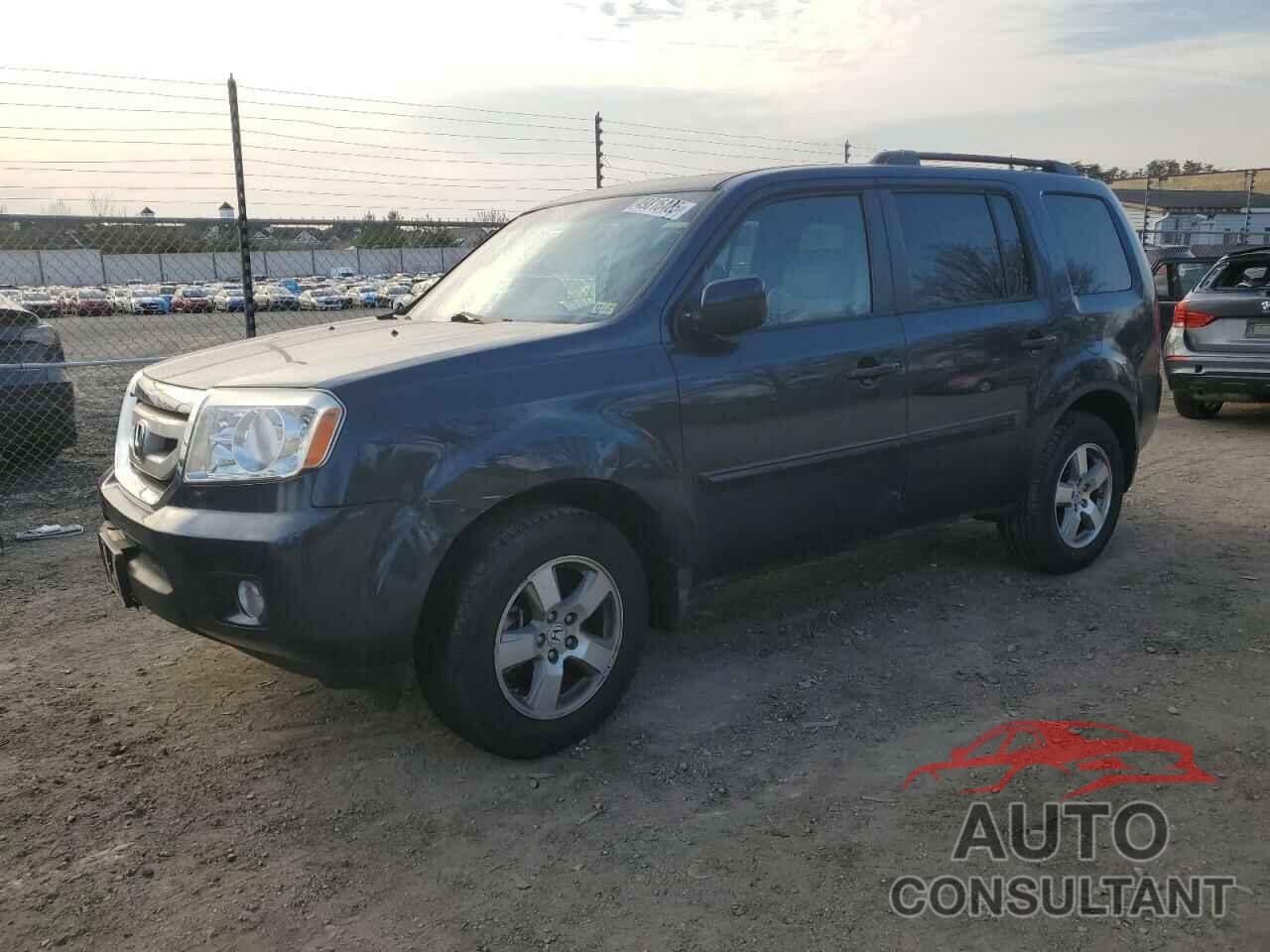 HONDA PILOT 2011 - 5FNYF4H59BB006425