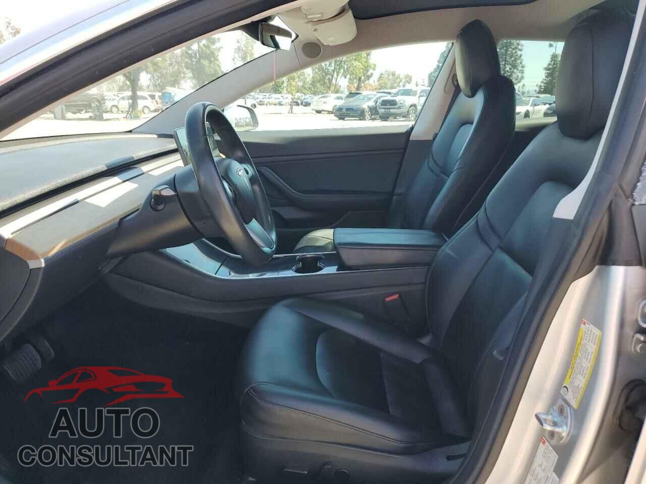 TESLA MODEL 3 2017 - 5YJ3E1EA6HF000684