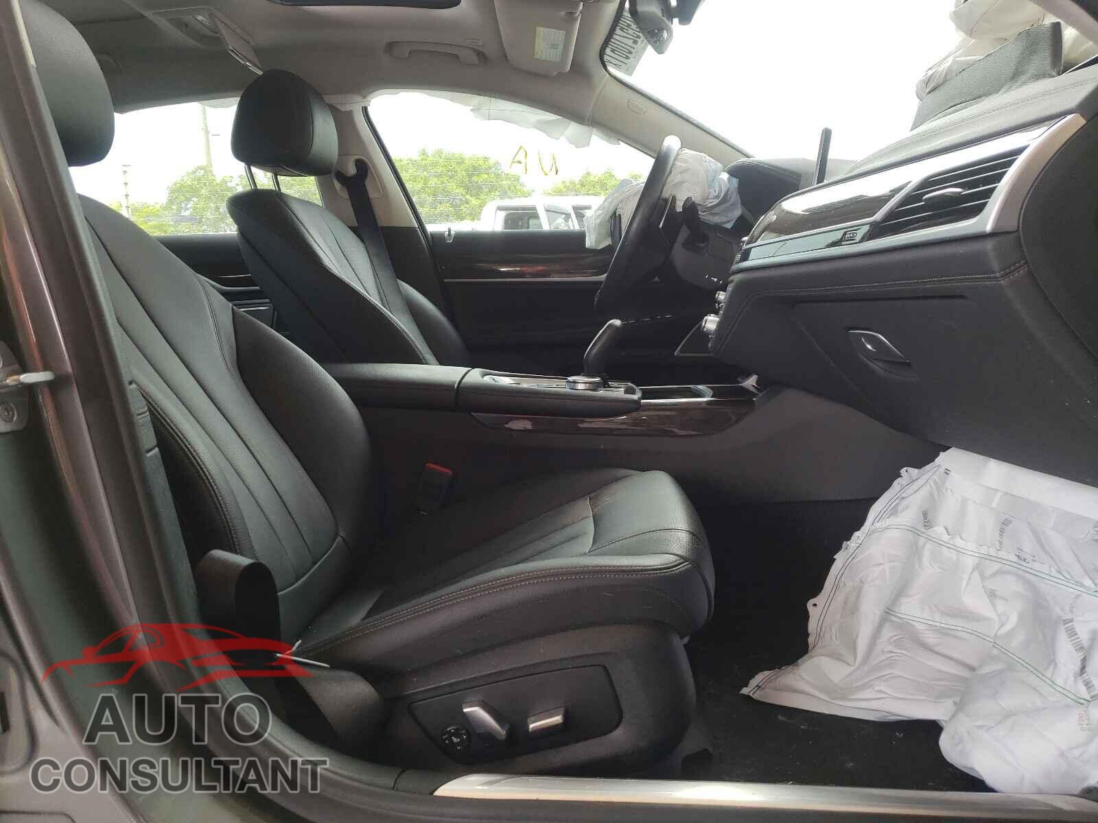 BMW 7 SERIES 2019 - WBA7E2C59KB454545