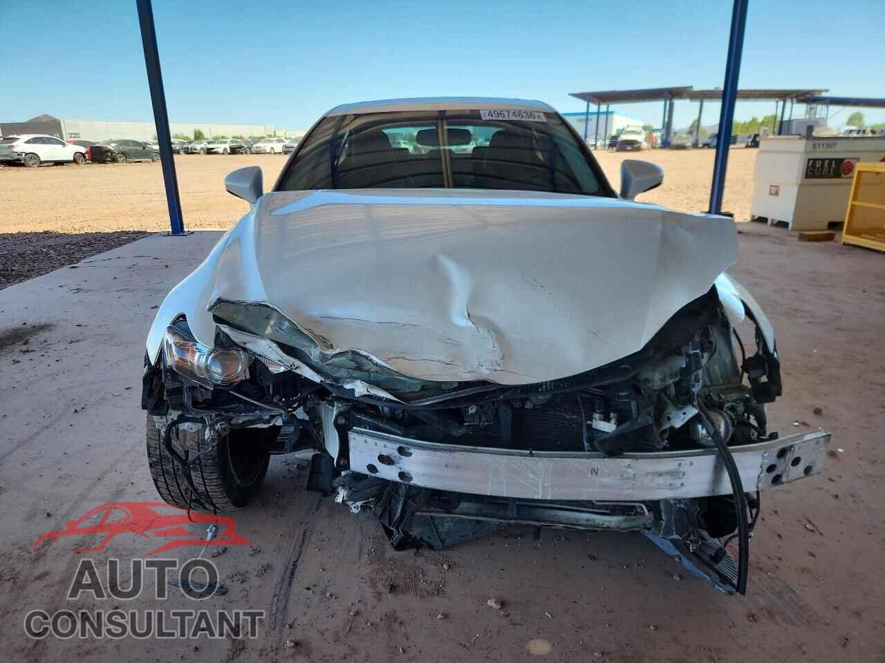 LEXUS IS 2016 - JTHBA1D21G5011429