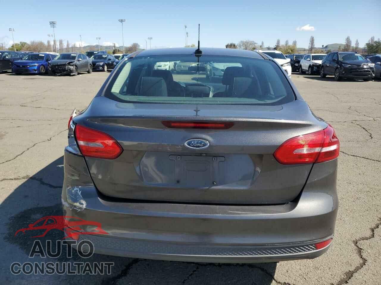FORD FOCUS 2016 - 1FADP3E23GL209109