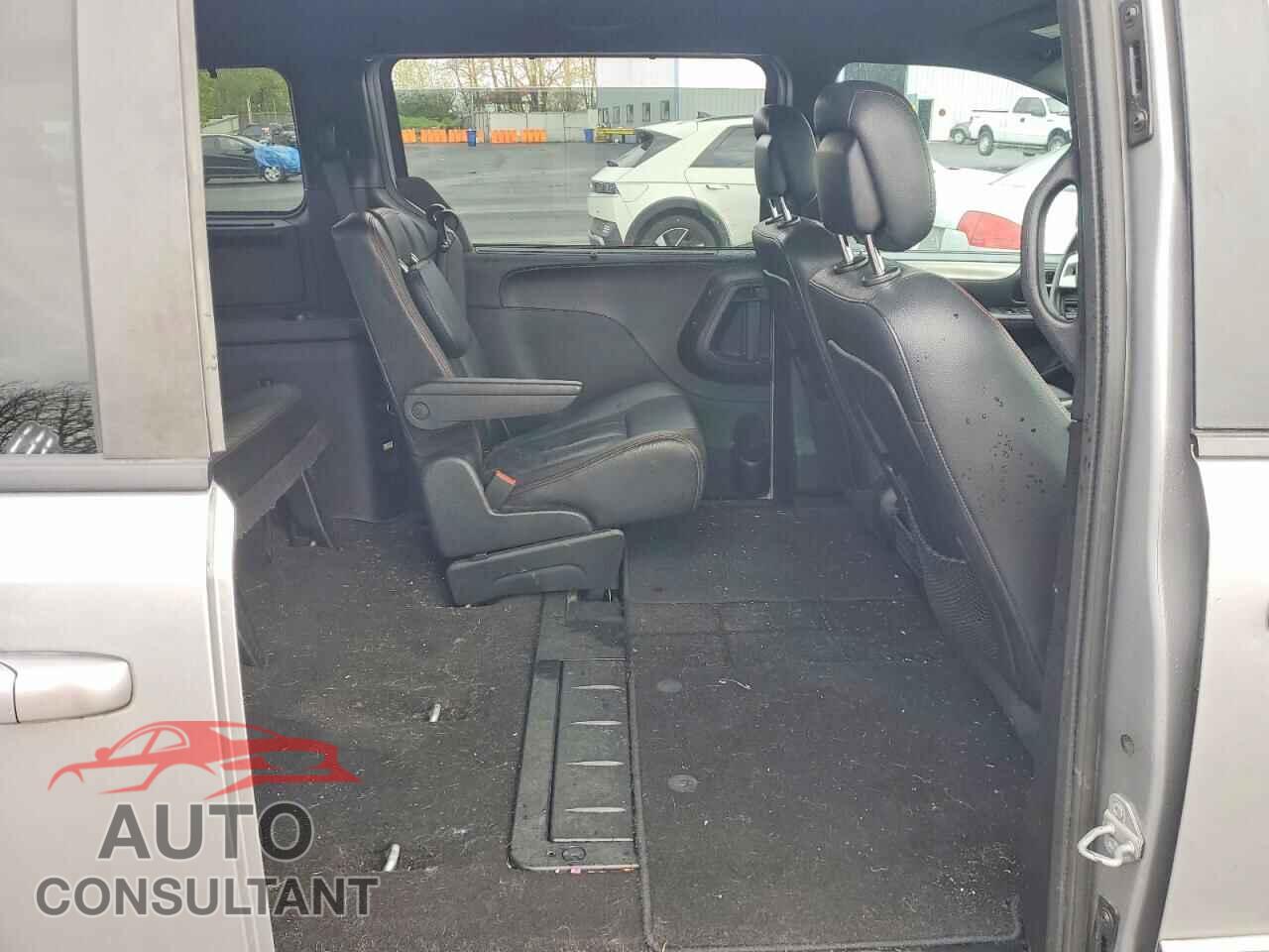DODGE CARAVAN 2017 - 2C4RDGEG5HR672311
