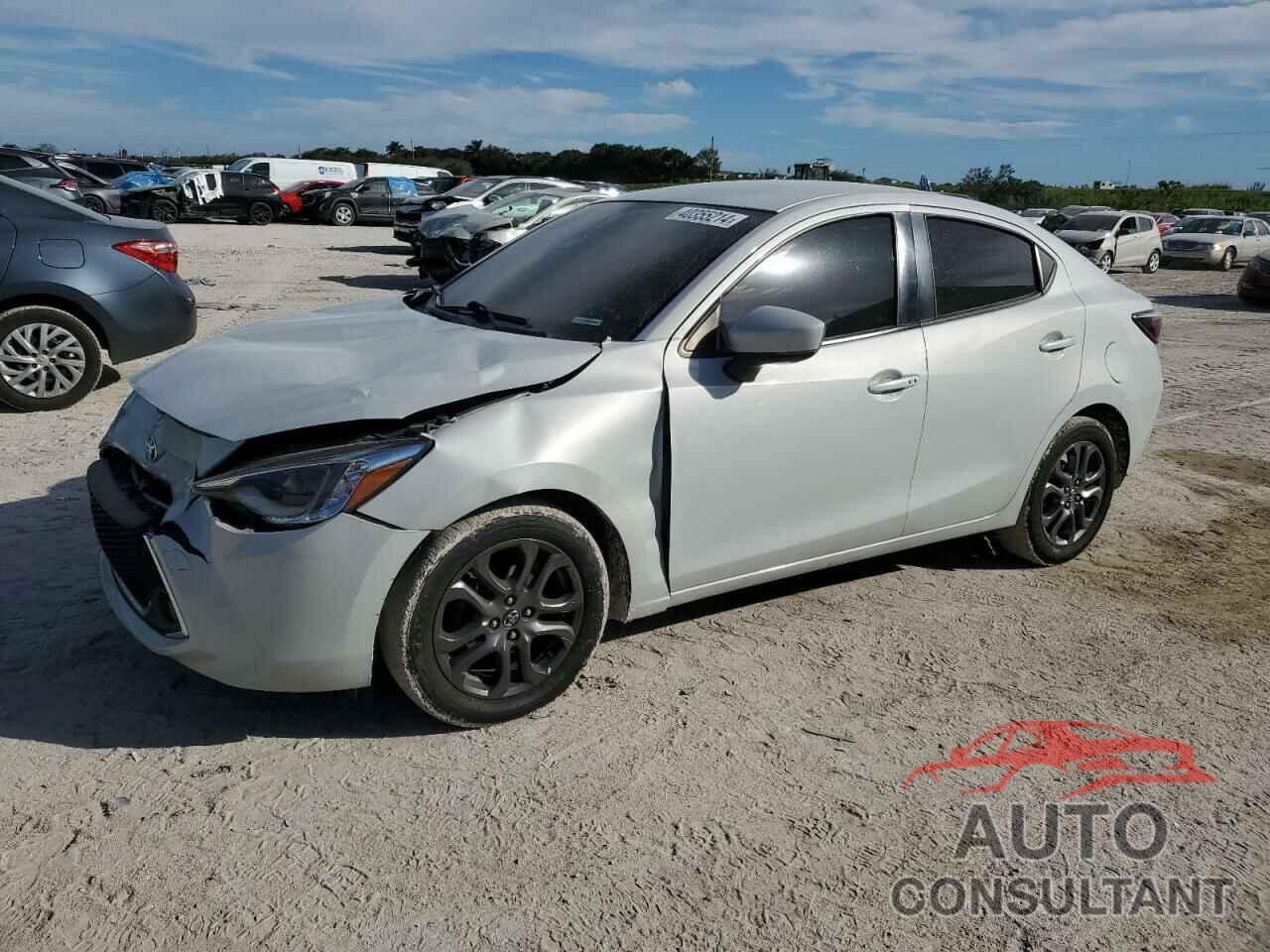 TOYOTA YARIS 2019 - 3MYDLBYV6KY517642