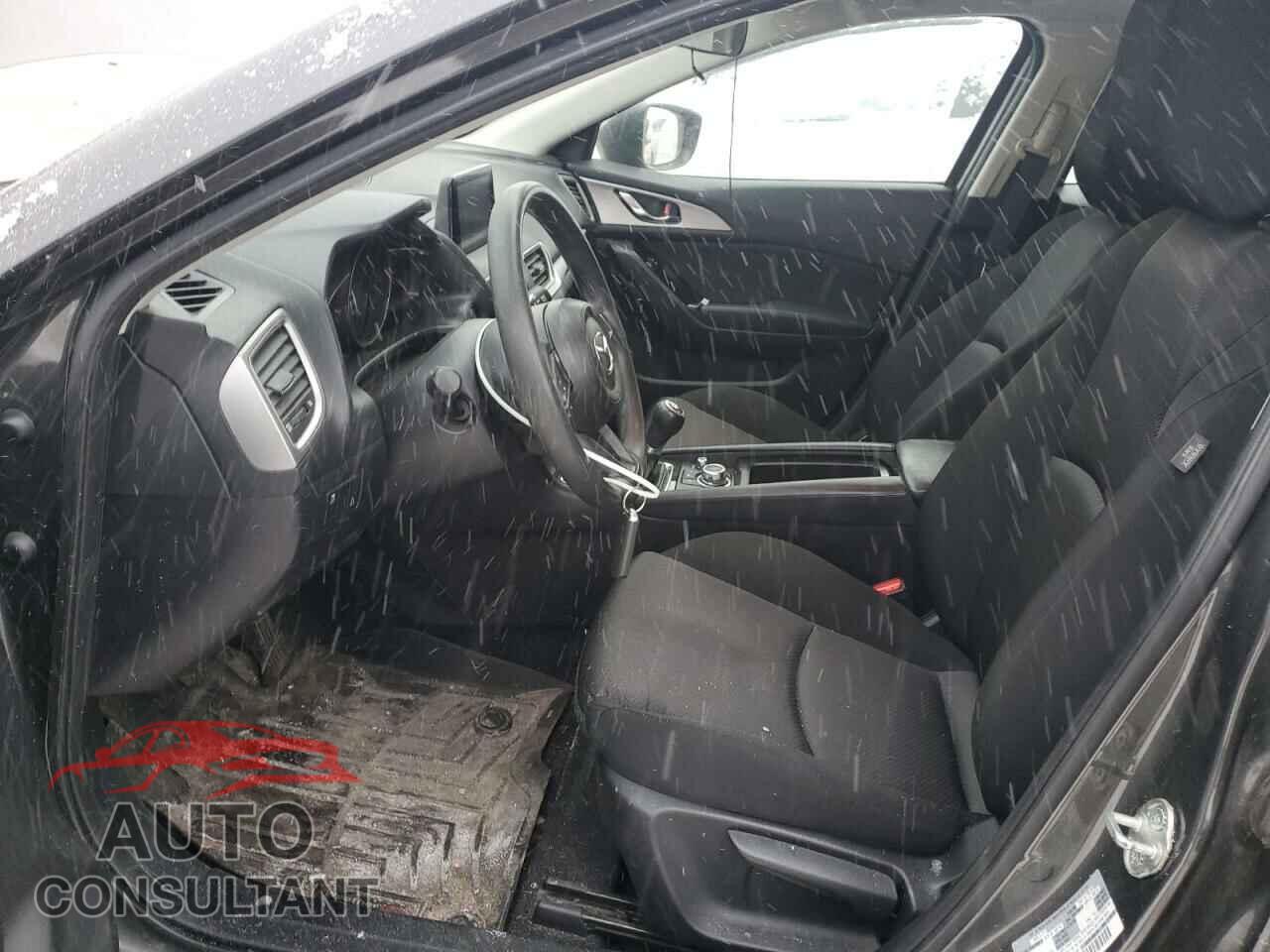 MAZDA 3 2018 - 3MZBN1K77JM187114