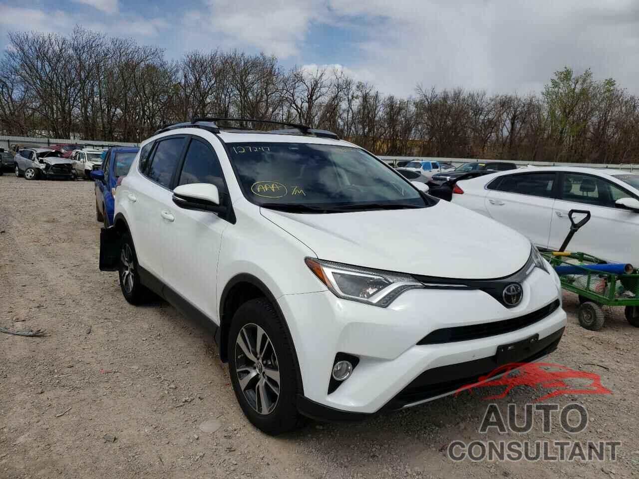 TOYOTA RAV4 2018 - JTMWFREV4JD127247