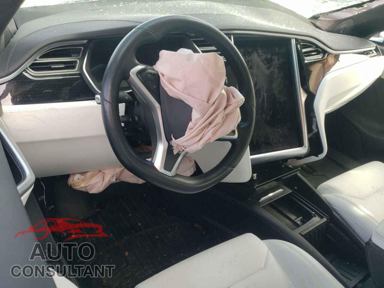 TESLA MODEL S 2017 - 5YJSA1E2XHF195267