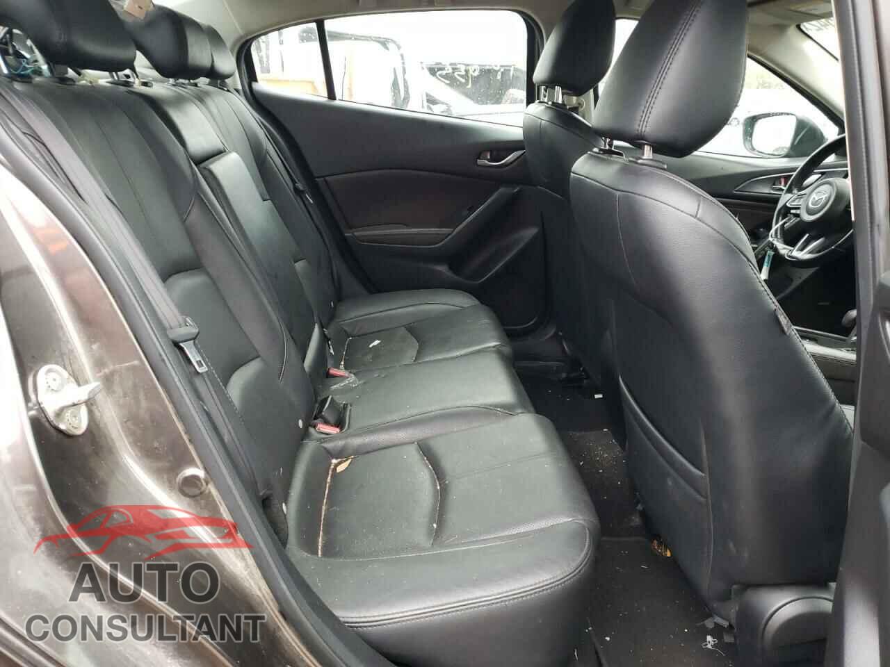 MAZDA 3 2017 - 3MZBN1W38HM127084
