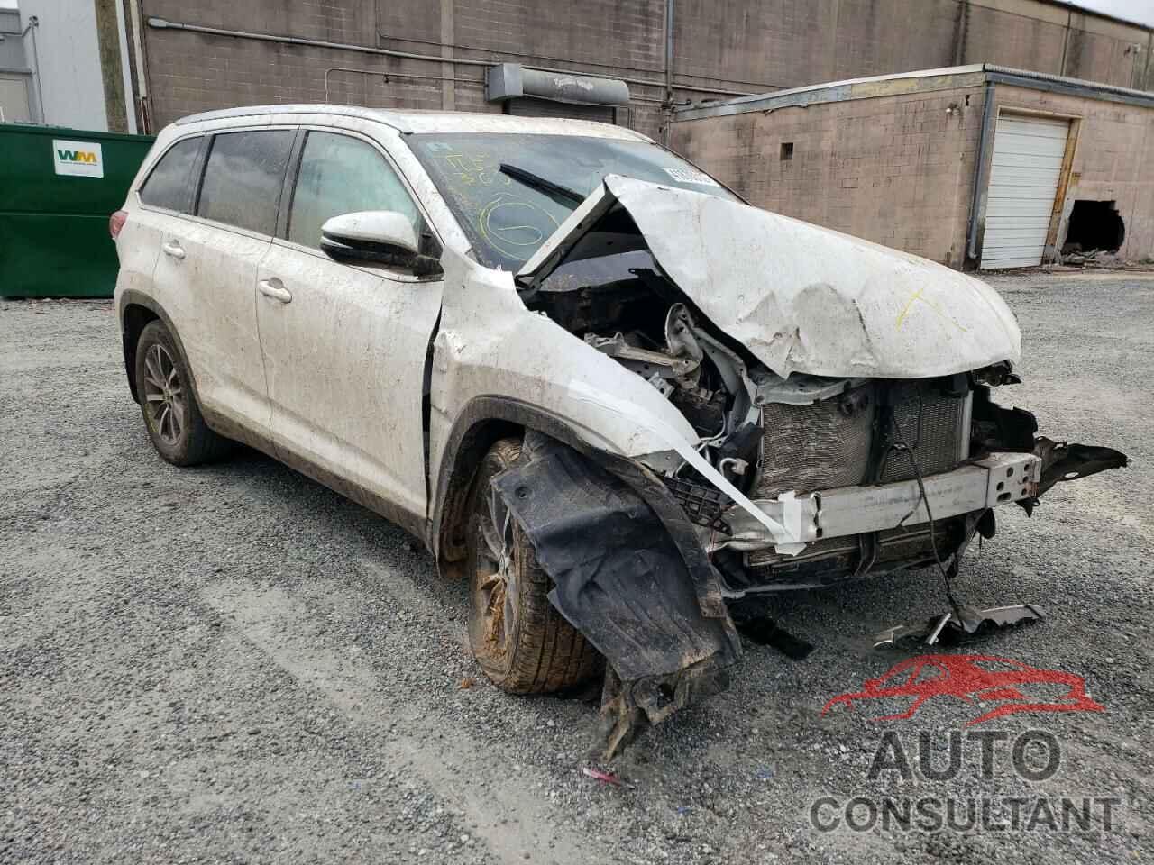 TOYOTA HIGHLANDER 2019 - 5TDJZRFH4KS715682