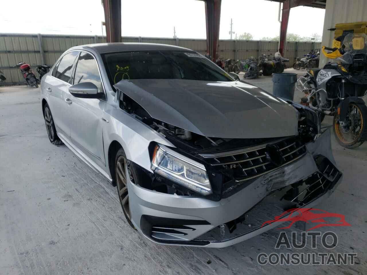 VOLKSWAGEN PASSAT 2017 - 1VWDT7A37HC043820