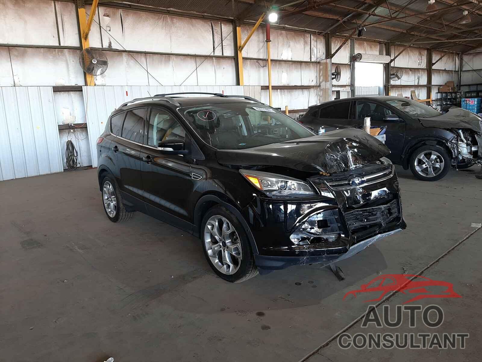 FORD ESCAPE 2016 - 1FMCU9J90GUC27447