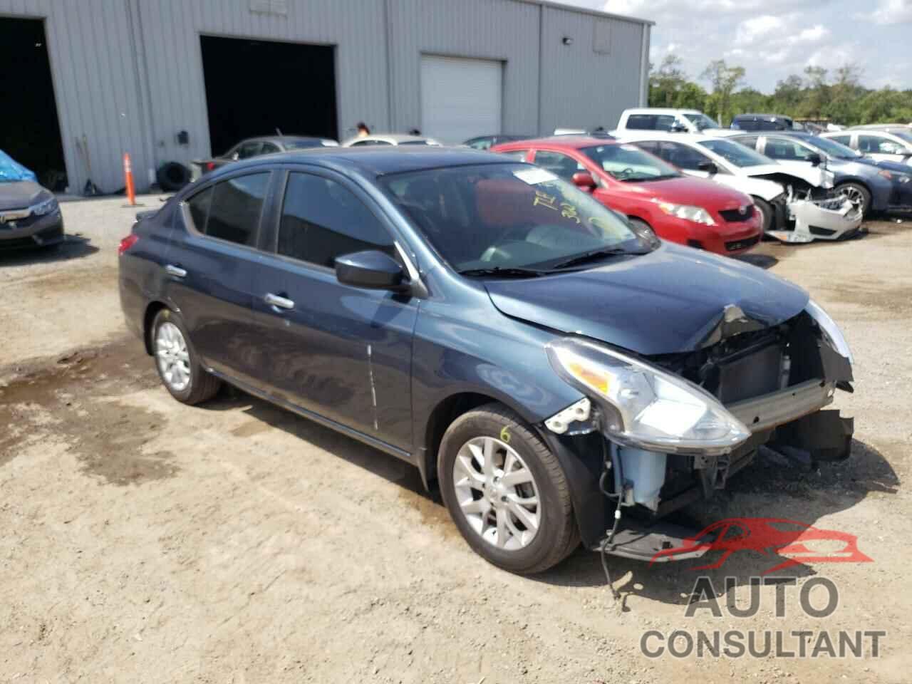NISSAN VERSA 2017 - 3N1CN7AP1HL821127