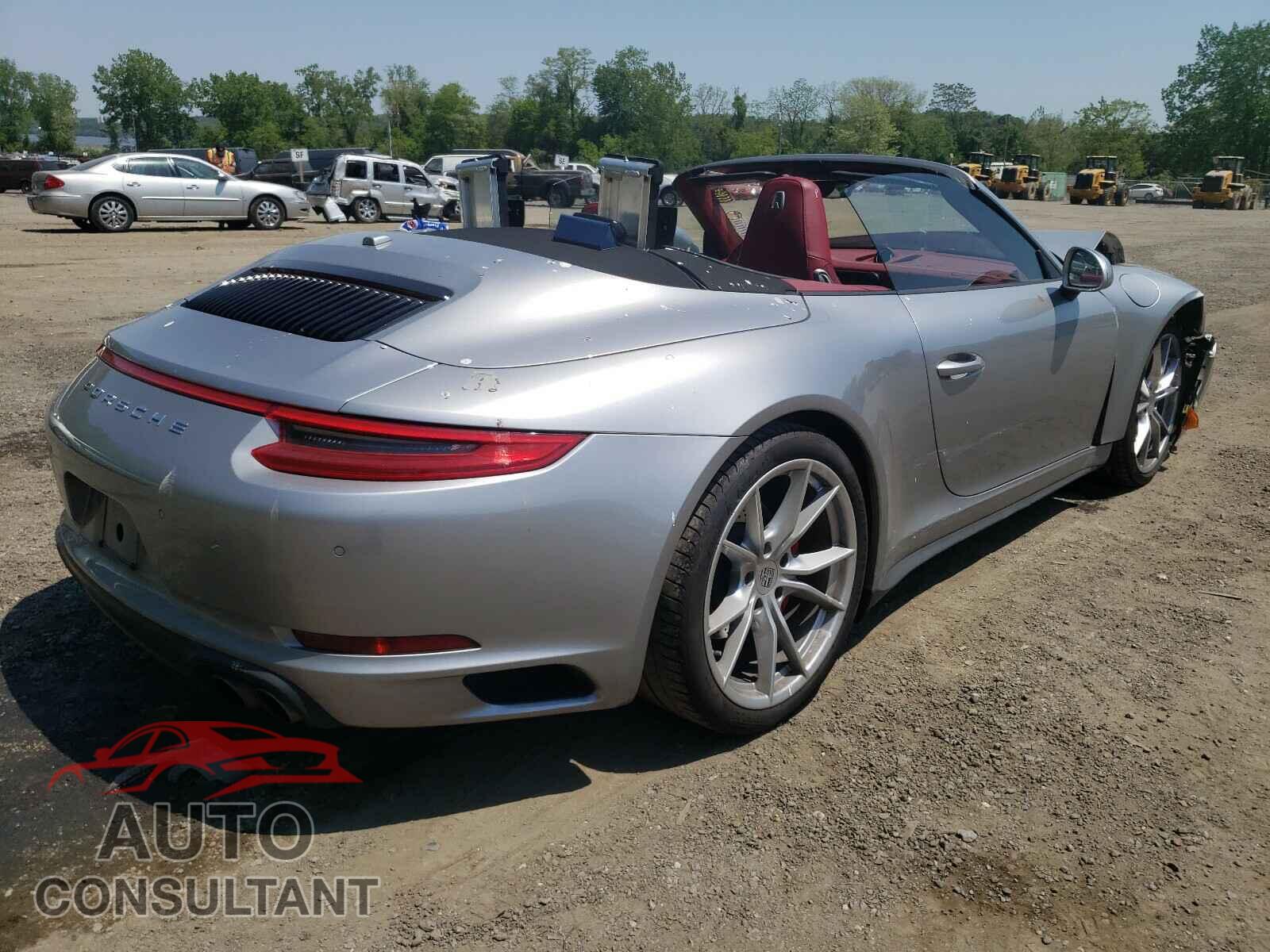 PORSCHE 911 2017 - WP0CB2A97HS155175