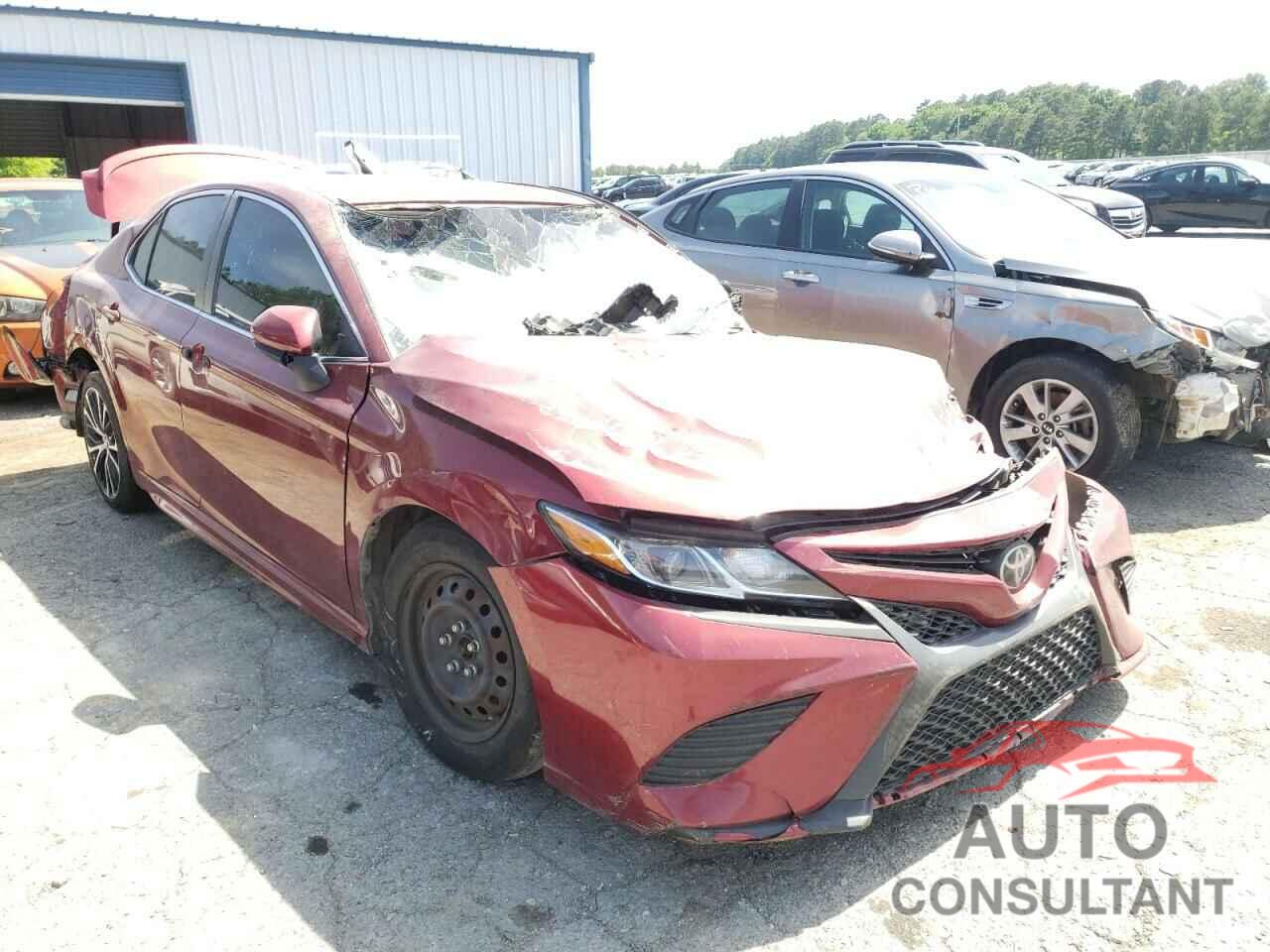 TOYOTA CAMRY 2018 - 4T1B11HK4JU537557