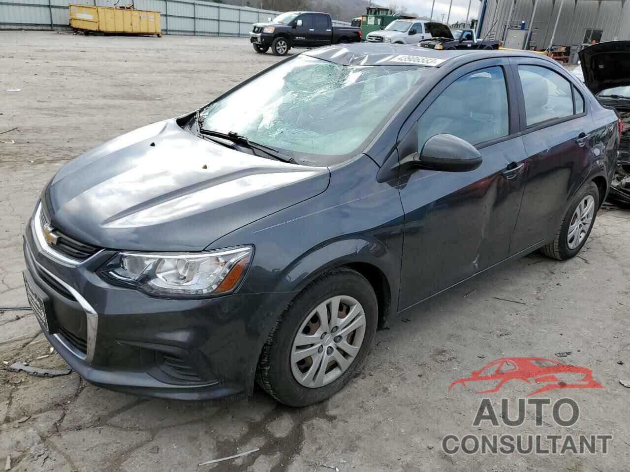 CHEVROLET SONIC 2018 - 1G1JB5SH3J4127469