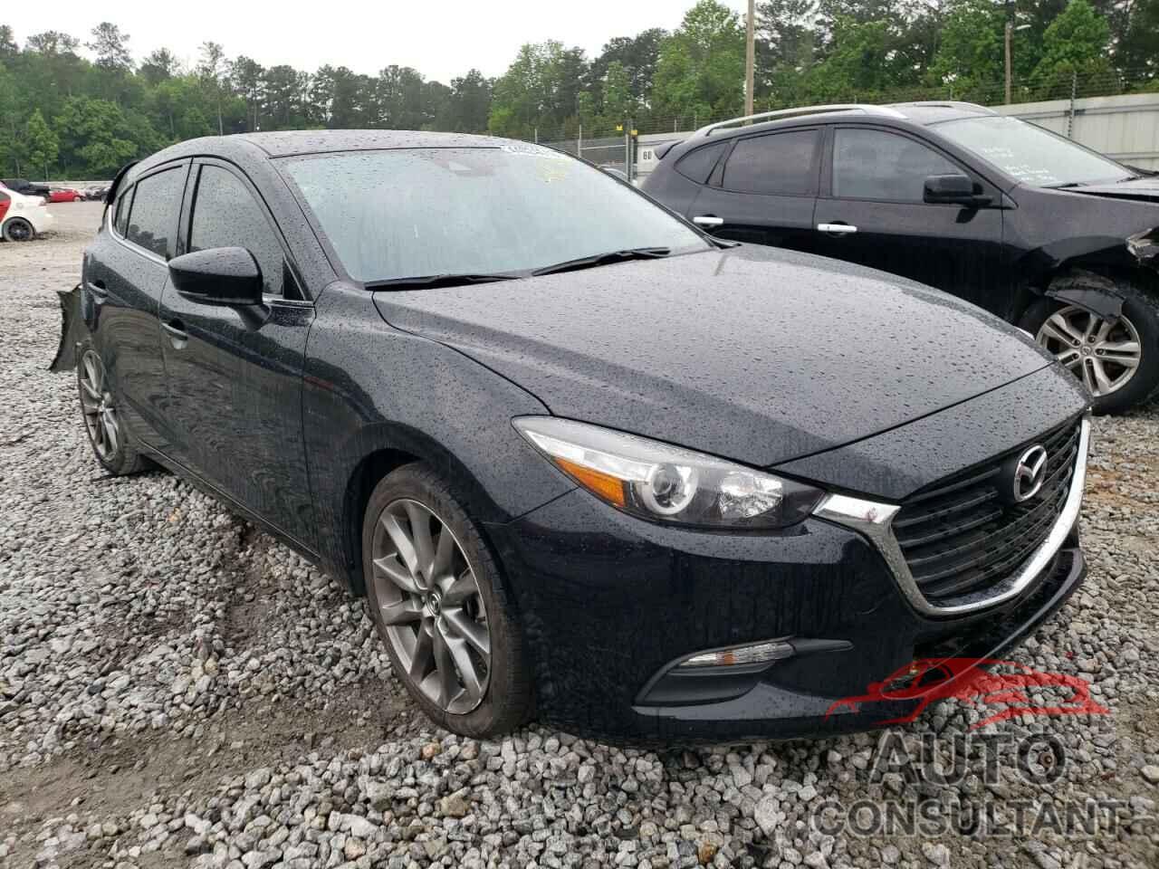 MAZDA 3 2018 - 3MZBN1L33JM218290