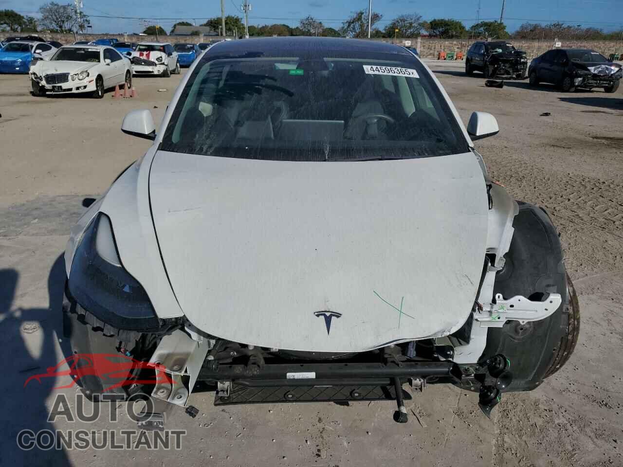 TESLA MODEL 3 2022 - 5YJ3E1EA6NF120092