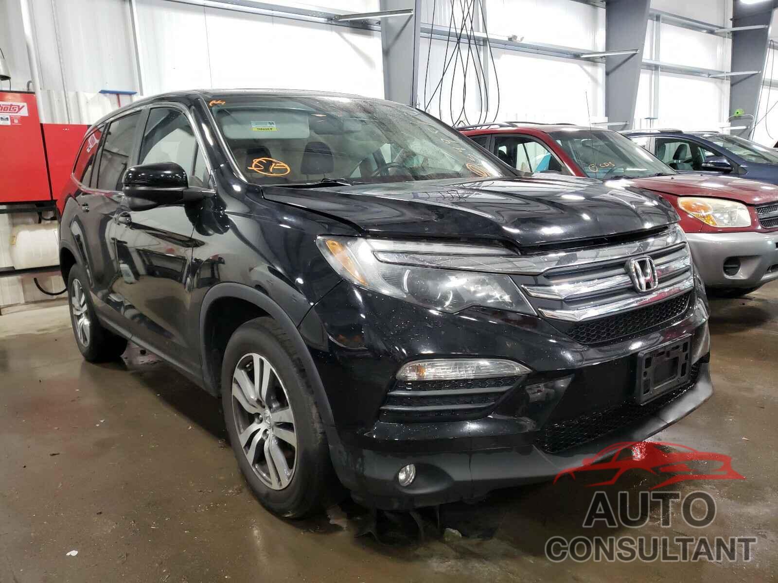 HONDA PILOT 2016 - 5FNYF6H83GB051051