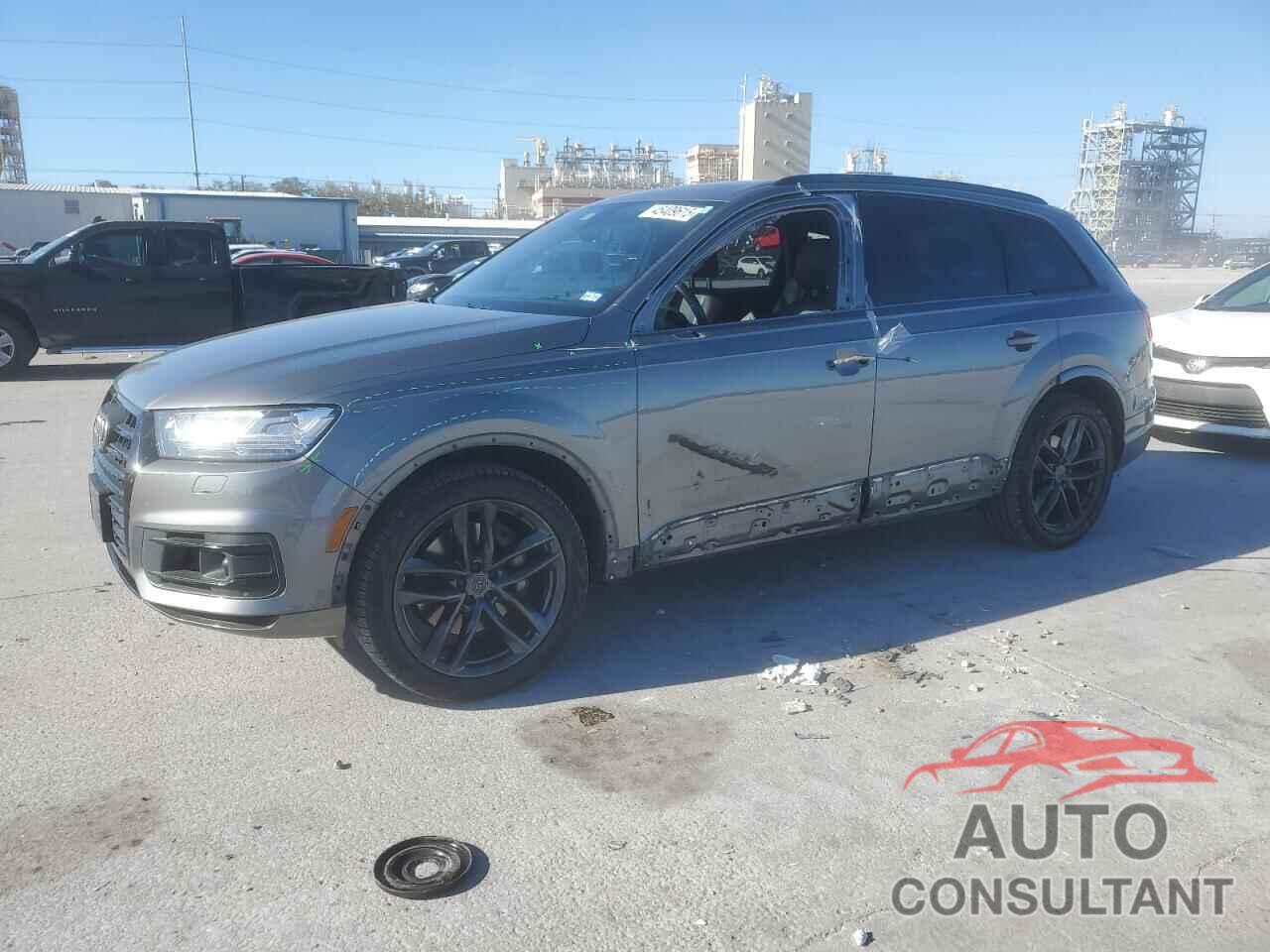 AUDI Q7 2017 - WA1VAAF70HD033141