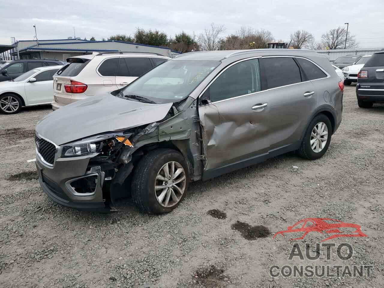 KIA SORENTO 2017 - 5XYPG4A59HG195517