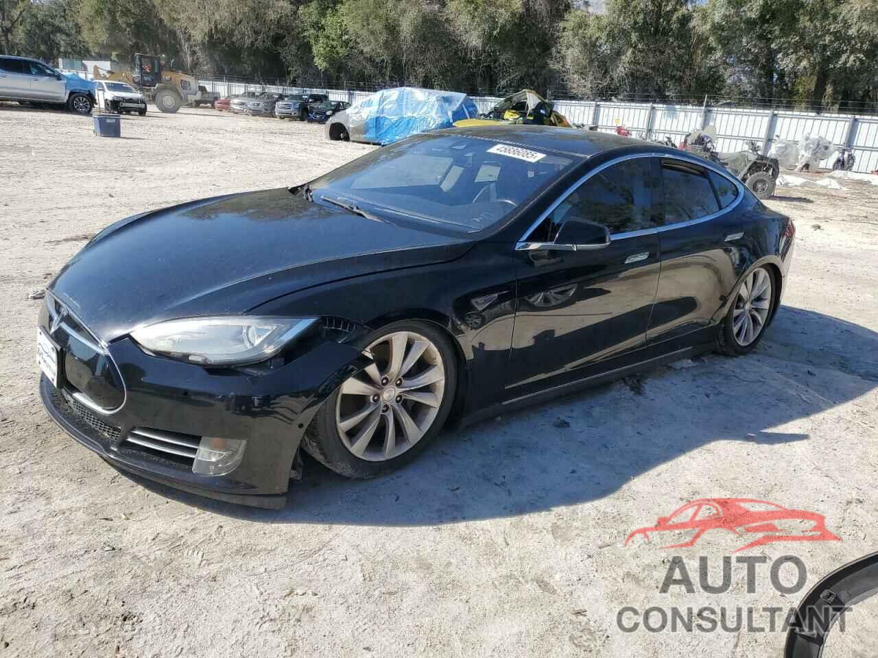 TESLA MODEL S 2015 - 5YJSA1H10FF082508