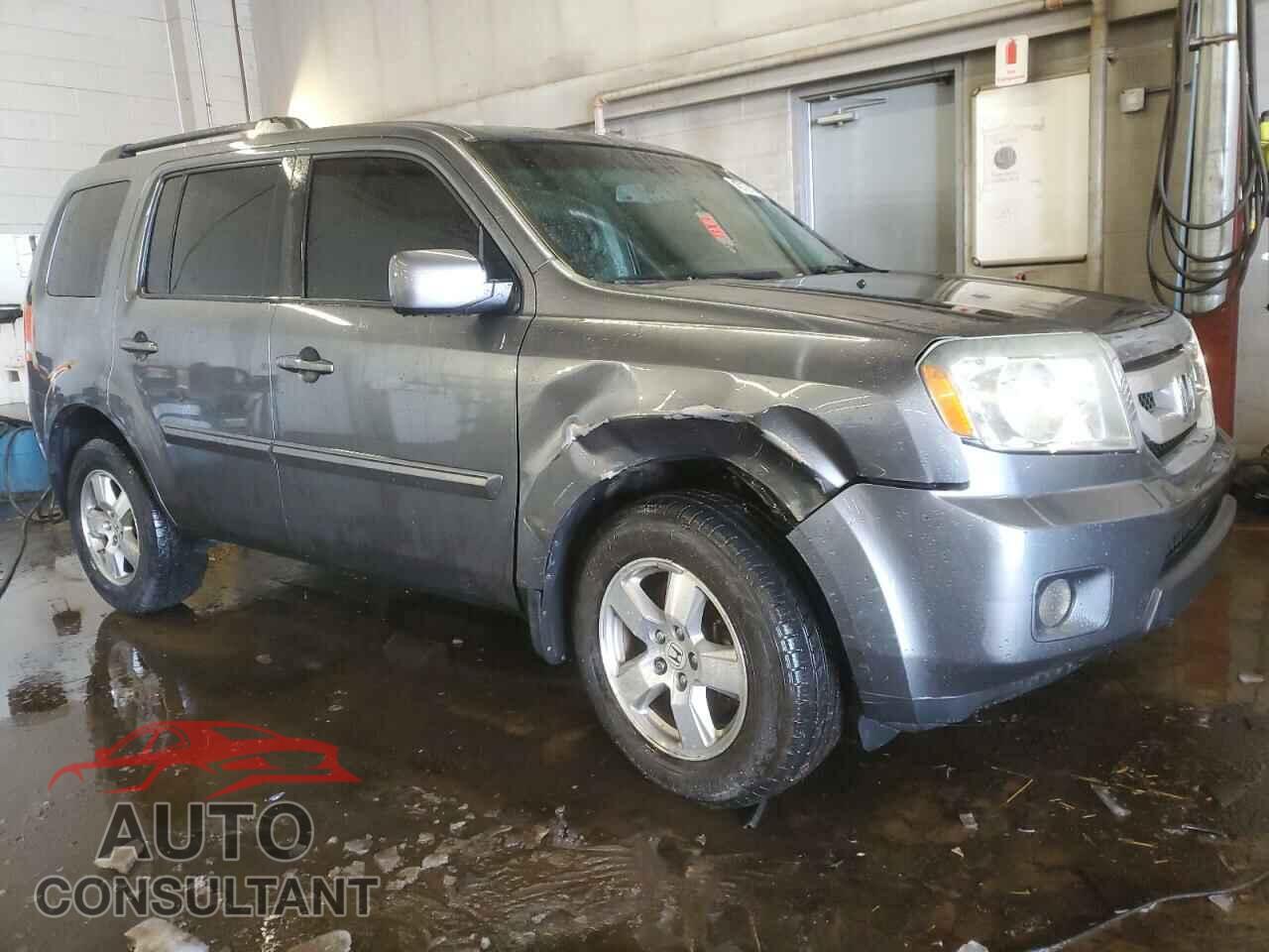 HONDA PILOT 2011 - 5FNYF4H61BB037774